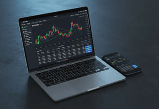 Surveillance de l’activité — suivi de l’historique de trading et du rendement des fonds