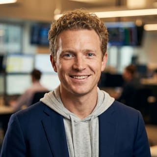 Ryan Brooks, analyste principal du trading chez Flamme Renditif